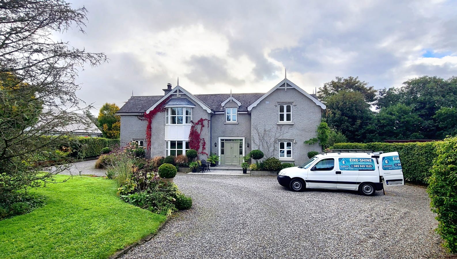 ÉireShine exterior cleaning result on a heritage home