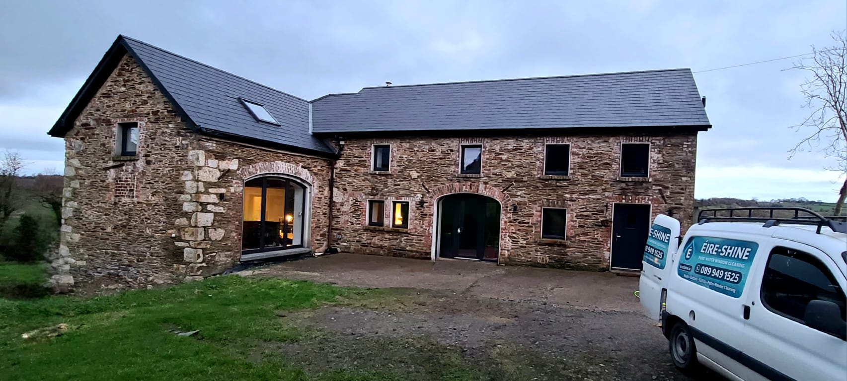 ÉireShine exterior cleaning result on a mill house